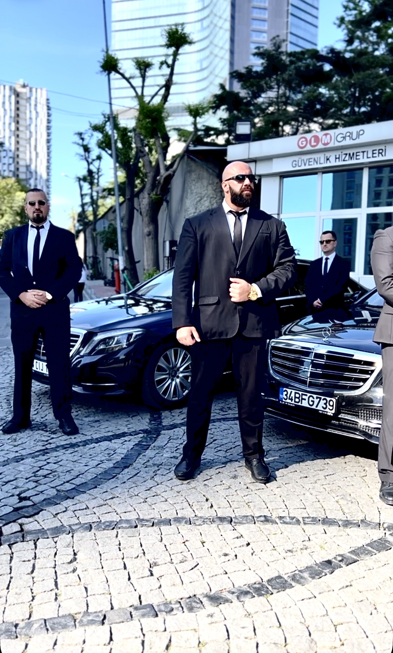 Car escort